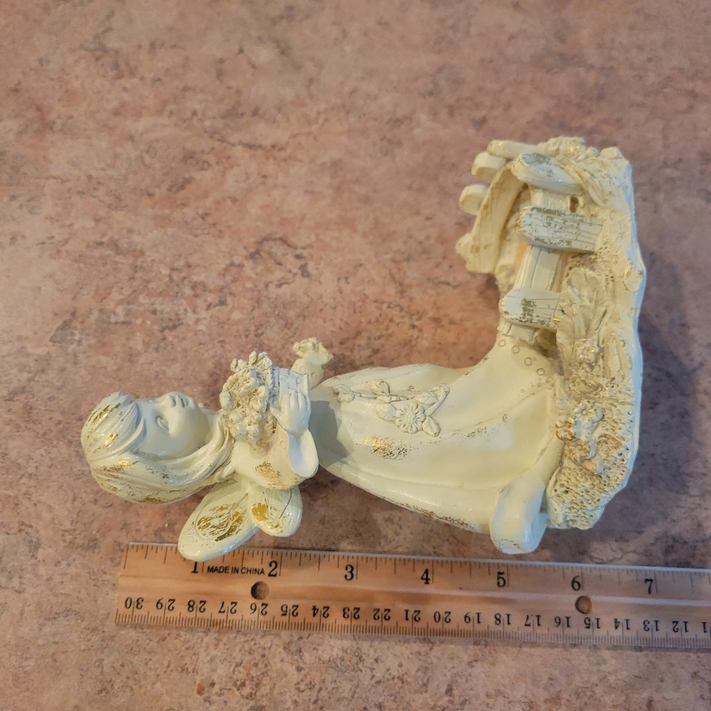 Fairy ~ Angel Girl Figurine ~ Display Space for Votive, etc.~ Vintage? ~ Pretty! - Picture 14 of 16